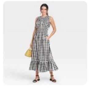 Black/White smocked waist dress